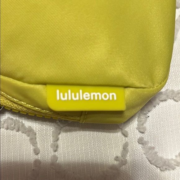 Lululemon Yellow Wristlet Bag With Tags - Picture 2 of 8